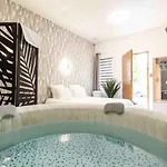 Hotell Center Saint-quentin Centre Gare 24-24 Parking Prive *