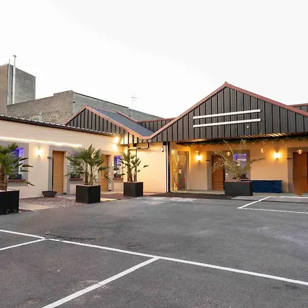 Hotell Center Saint-quentin Centre Gare 24-24 Parking Prive