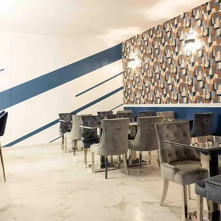 Center Saint-quentin Centre Gare 24-24 Parking Prive Hotell *