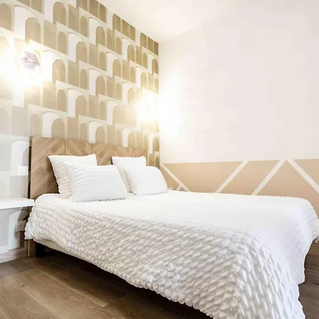 Hotel Center Saint-quentin Centre Gare 24-24 Parking Prive