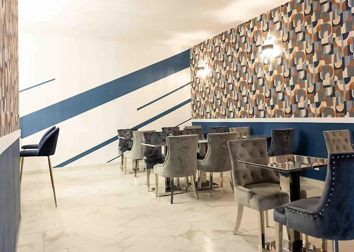 Center Saint-quentin Centre Gare 24 Sur 24 Hotel *